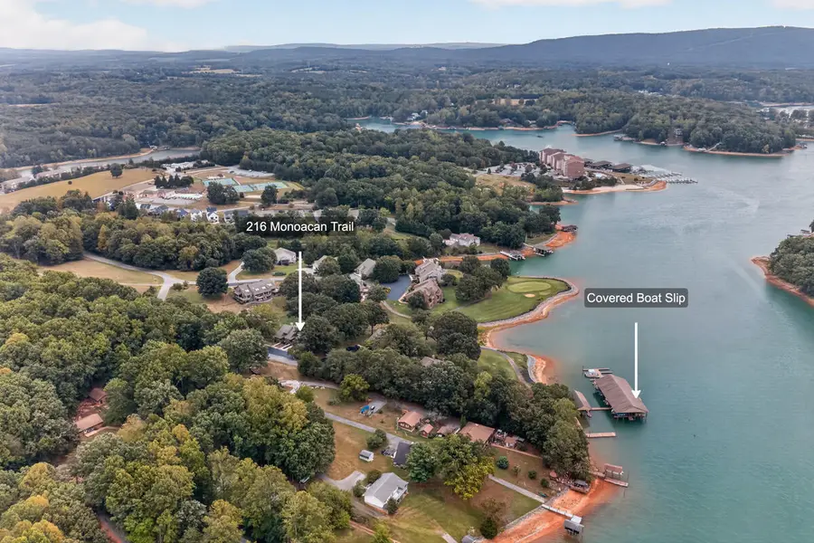 216 Monoacan, Huddleston, VA 24104 - #2