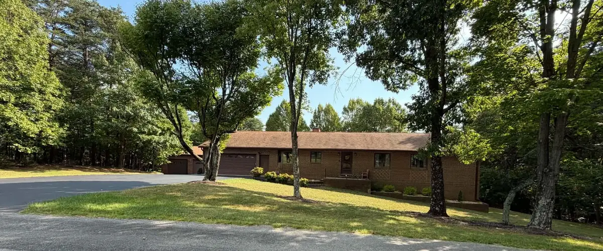 1116 Foothills, Vinton, VA 24179 - #1