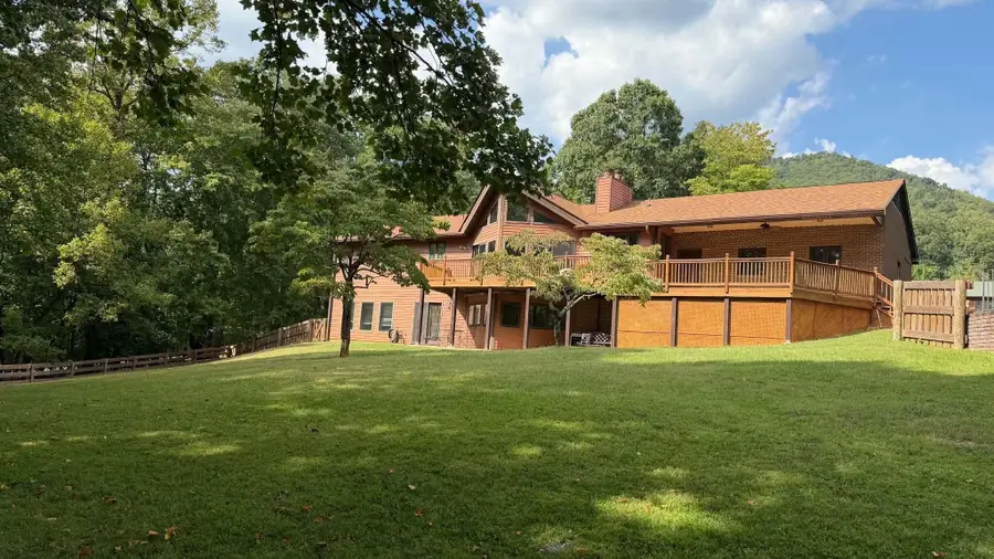1116 Foothills, Vinton, VA 24179 - #2