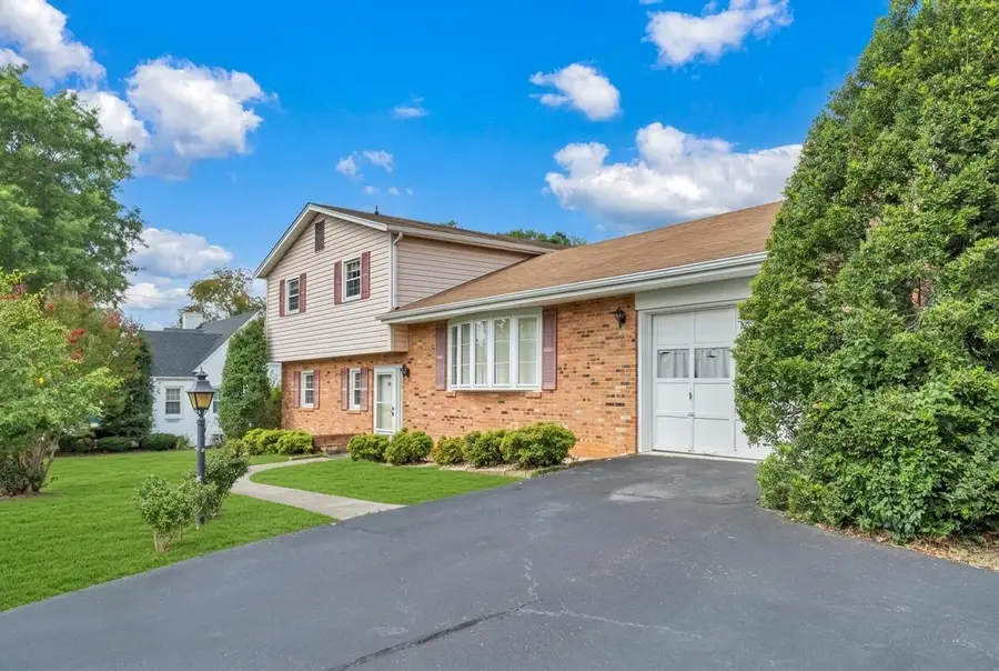 156 Manor, Roanoke, VA 24019 - #2
