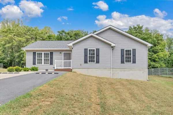 205 Rutledge, Salem, VA 24153