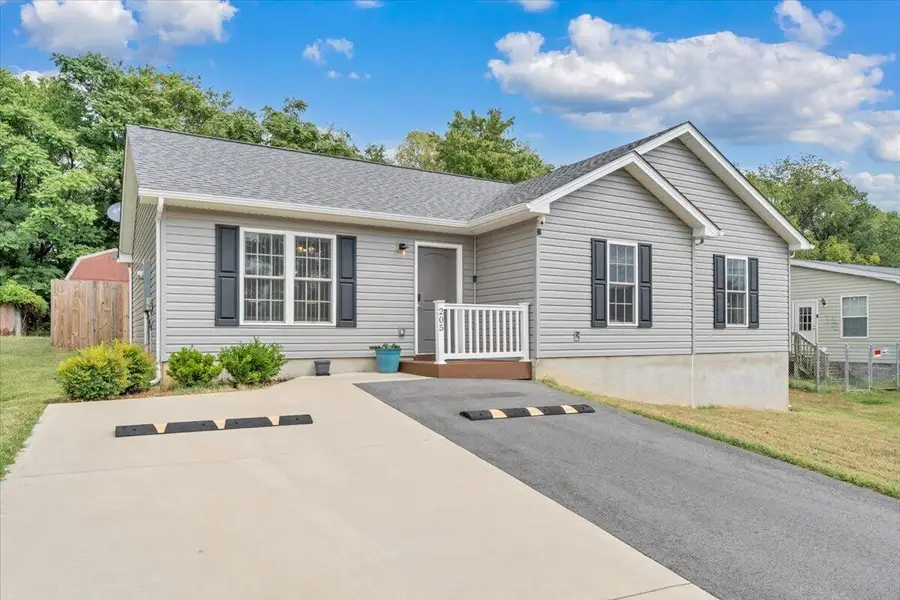 205 Rutledge, Salem, VA 24153 - #2