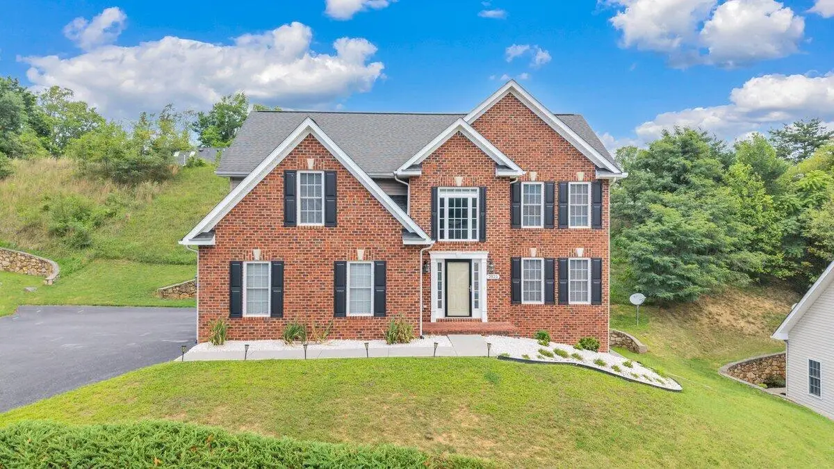 2925 Phillips Brook, Salem, VA 24153 - #1