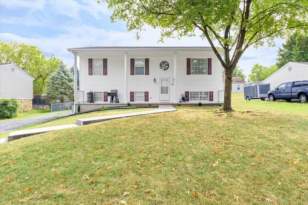 1210 Foxhill, Salem, VA 24153 - #1