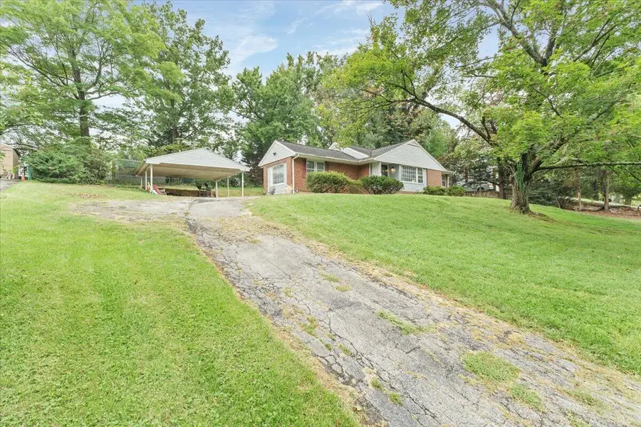 3226 Colonial, Roanoke, VA 24018 - #2
