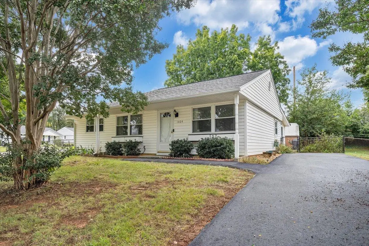 1404 Antrim, Salem, VA 24153 - #1