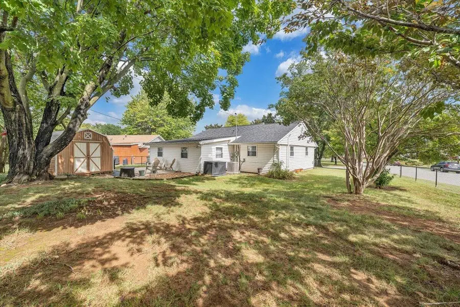 1404 Antrim, Salem, VA 24153 - #3