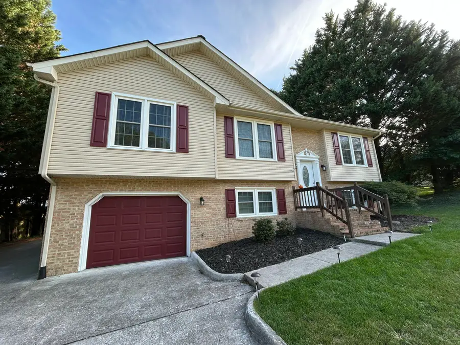 1410 North Mill, Salem, VA 24153 - #3