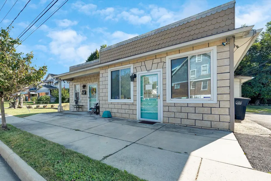 1217 10th, Roanoke, VA 24016 - #2