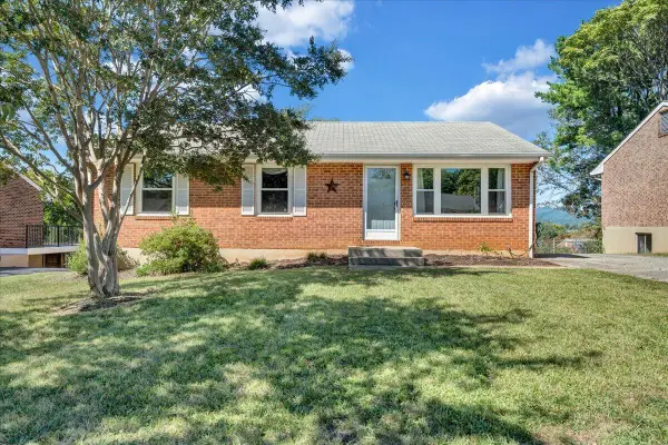 4746 Pennsylvania, Roanoke, VA 24019