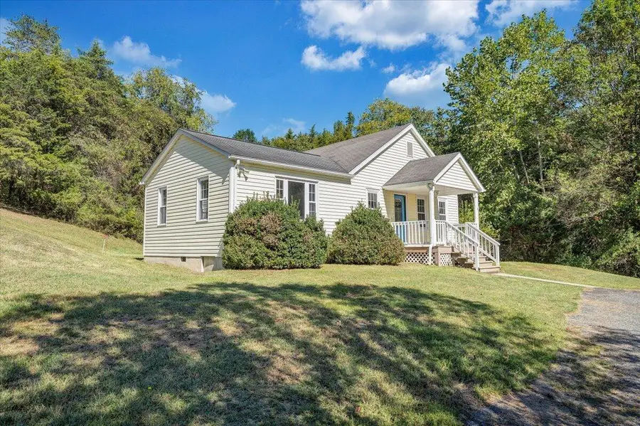 1096 Collierstown, Lexington, VA 24450 - #2