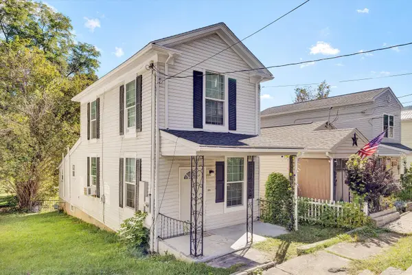 240 Roxbury, Clifton Forge, VA 24422