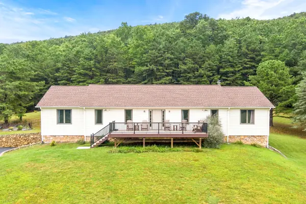 8261 Filly, Catawba, VA 24070