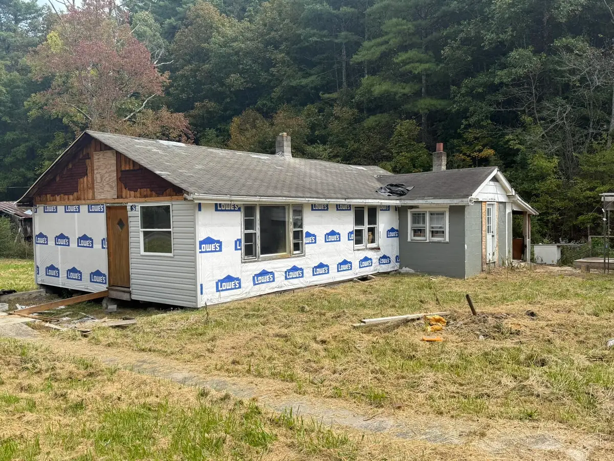 5423 Indian Draft, Covington, VA 24426 - #1