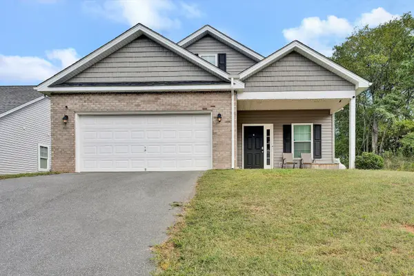 2029 Heys, Vinton, VA 24179
