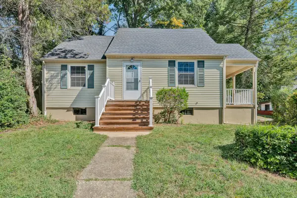 1823 Brandon, Roanoke, VA 24015
