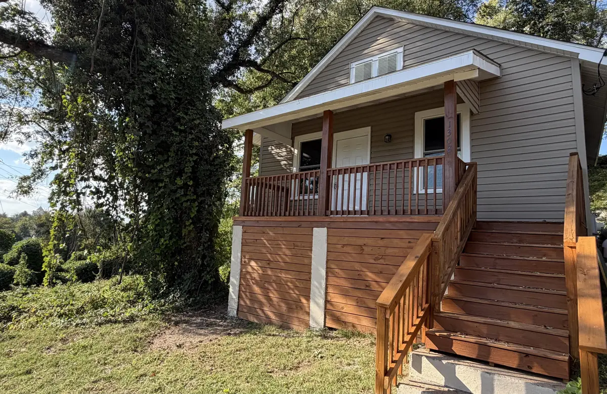 1308 Tazewell, Roanoke, VA 24013 - #1