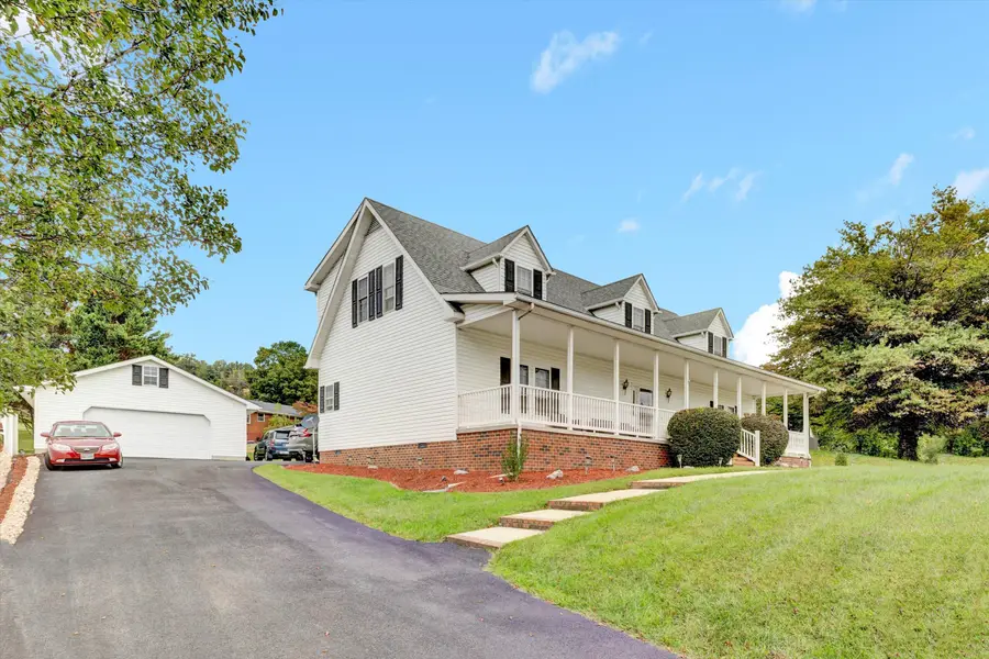 312 E Madison, Covington, VA 24426 - #3