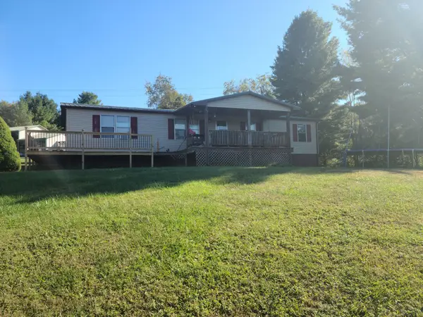11044 Cumberland Gap, New Castle, VA 24127