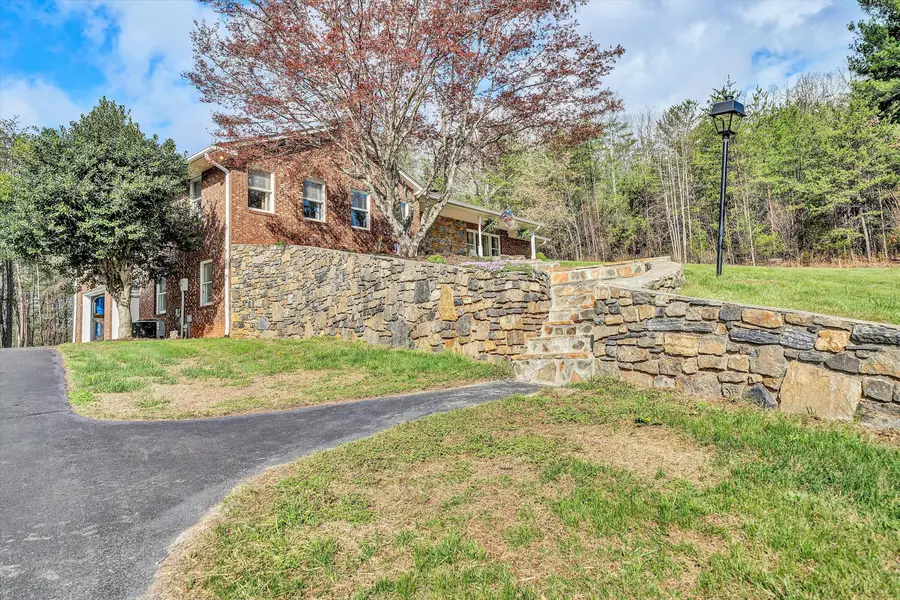 1488 Henry, Ferrum, VA 24088 - #2