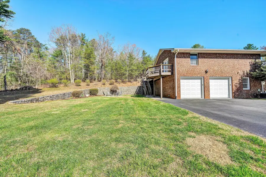 1488 Henry, Ferrum, VA 24088 - #3