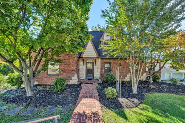 826 Maryland, Salem, VA 24153