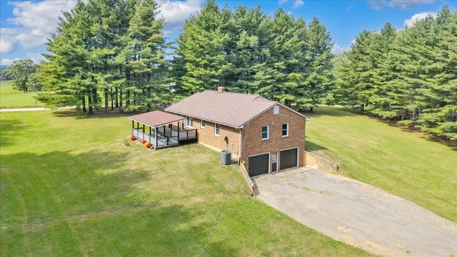 698 Hummingbird, Copper Hill, VA 24079 - #3