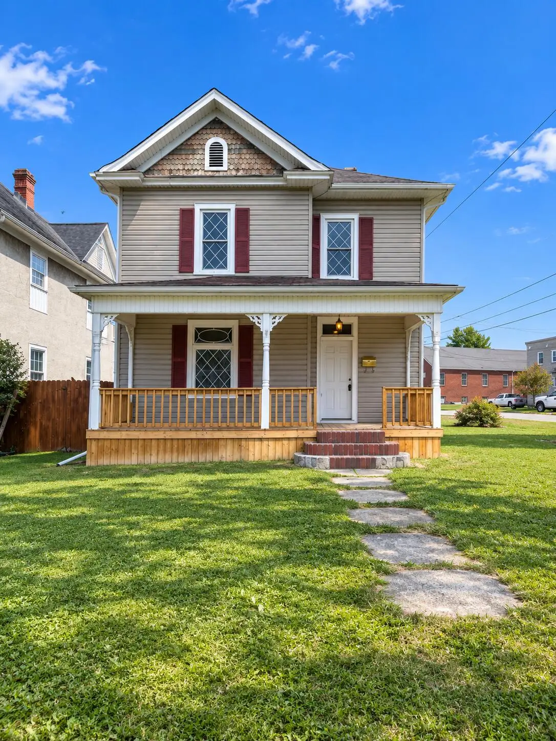 338 E Hawthorne, Covington, VA 24426 - #1