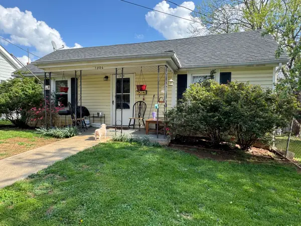 1006 Madison, Bedford, VA 24523