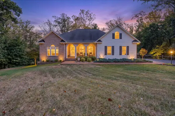 203 Windcrest, Vinton, VA 24179
