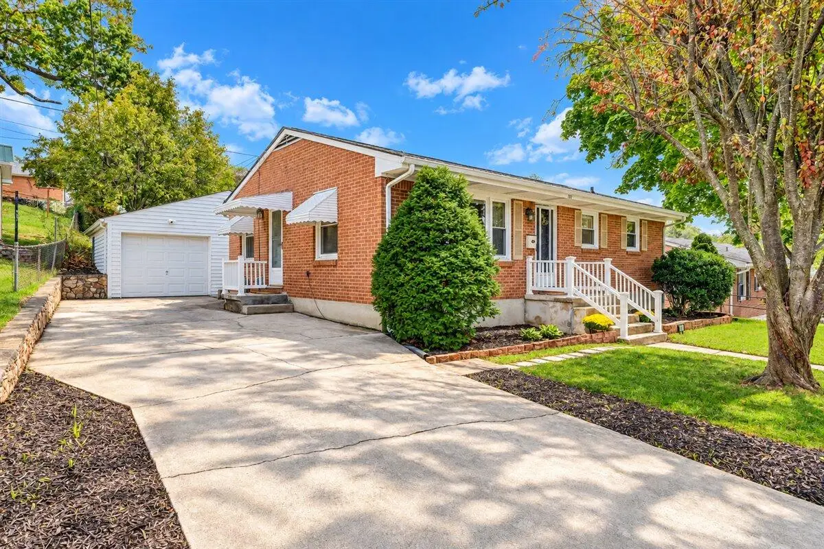 142 Maplelawn, Roanoke, VA 24012 - #1