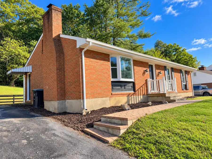 5028 Sunny Side, Roanoke, VA 24018 - #3