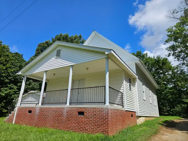 1227 Macks Mountain, Indian Valley, VA 24105