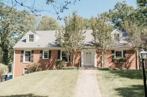 1612 Red Oak, Roanoke, VA 24018