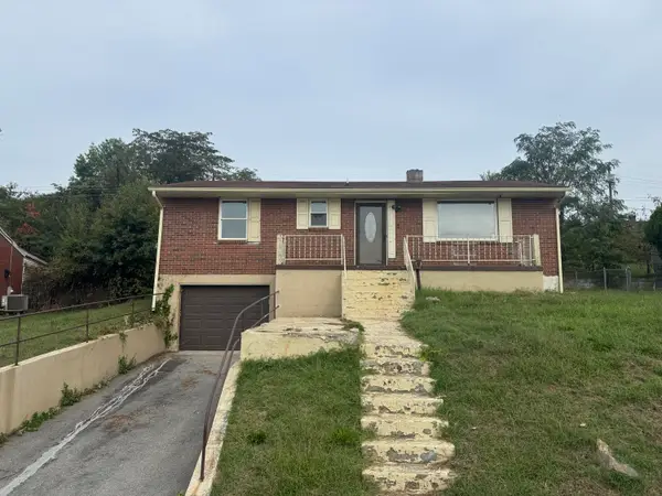 1514 Golfside, Roanoke, VA 24017