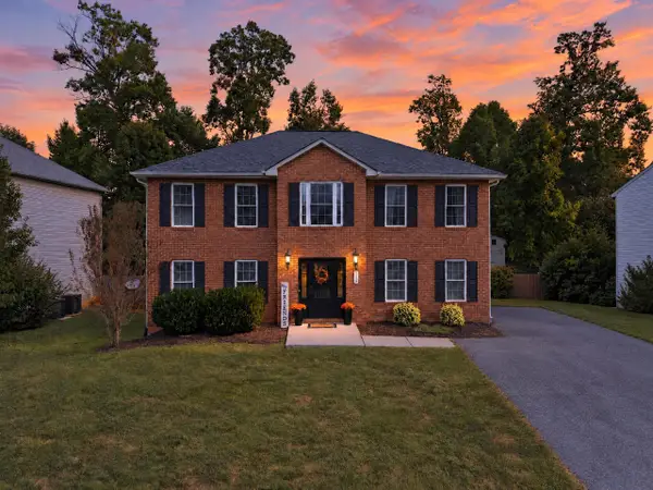 1114 Woods End, Forest, VA 24551