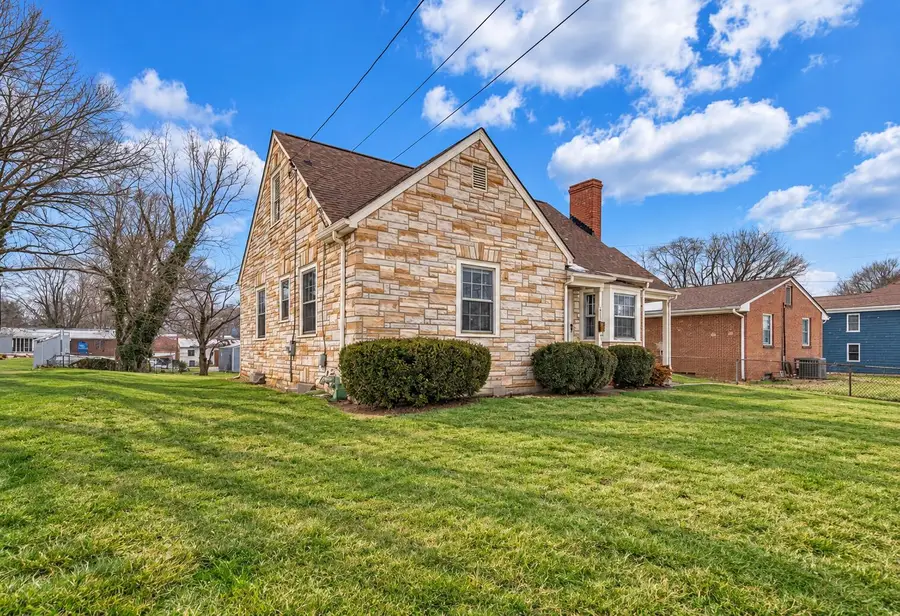 1605 Syracuse, Roanoke, VA 24017 - #3