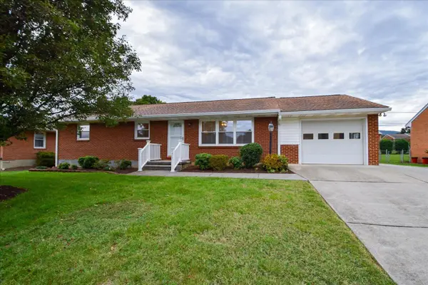 1417 Azalea, Salem, VA 24153