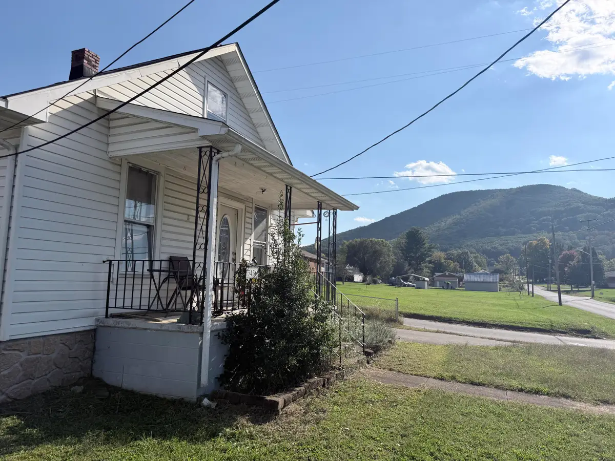 3436 New Spring Branch, Roanoke, VA 24014 - #1