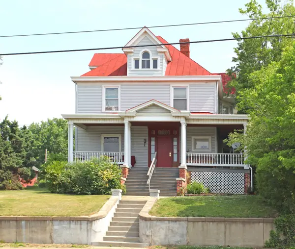 1717 Patterson, Roanoke, VA 24016