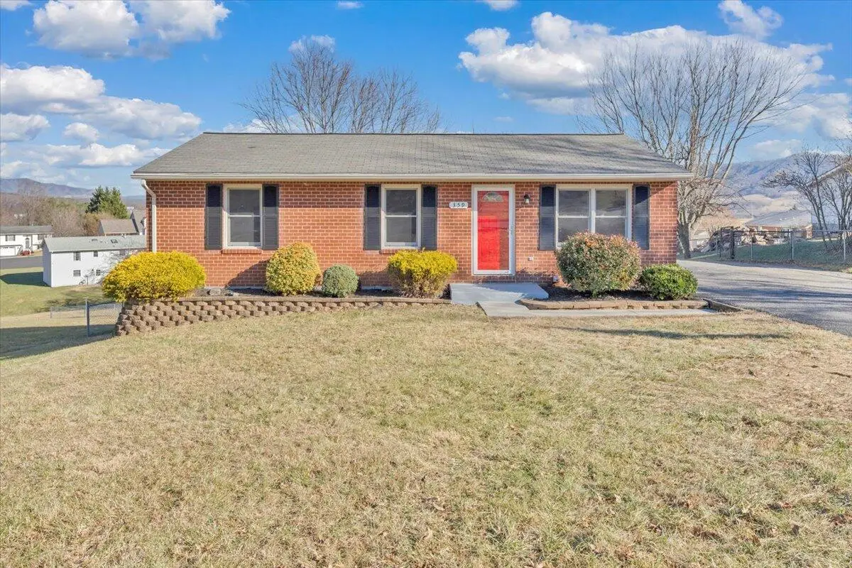 359 Hillview, Roanoke, VA 24019 - #1