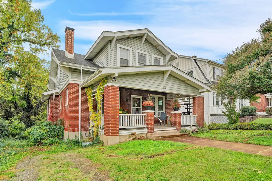 2042 Memorial, Roanoke, VA 24015 - #2