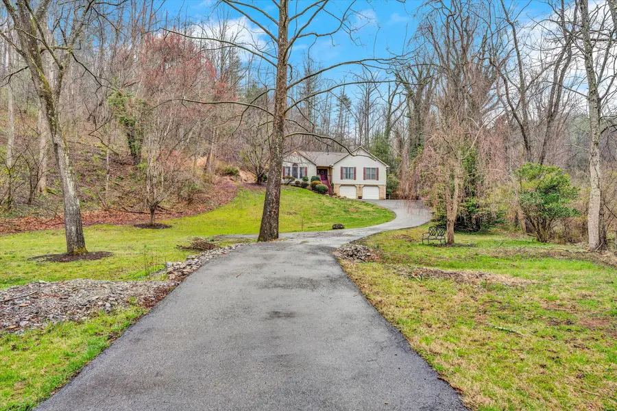 7511 Mount Chestnut, Roanoke, VA 24018 - #2