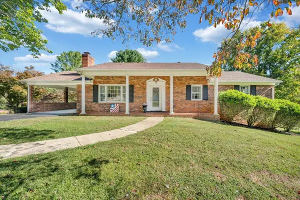 16 Wellington, Lynchburg, VA 24502