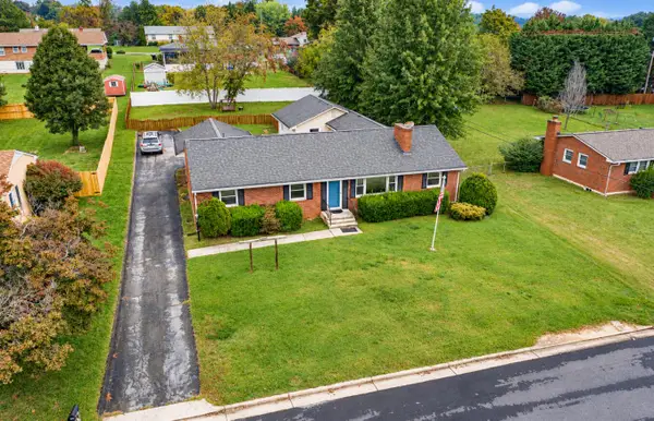 4419 Fontaine, Roanoke, VA 24018
