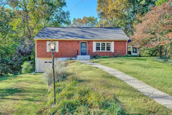 1482 Wolf Creek, Vinton, VA 24179