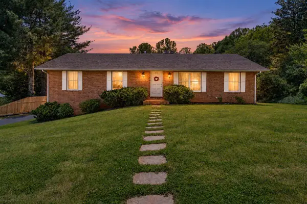 4434 Rosecrest, Roanoke, VA 24018