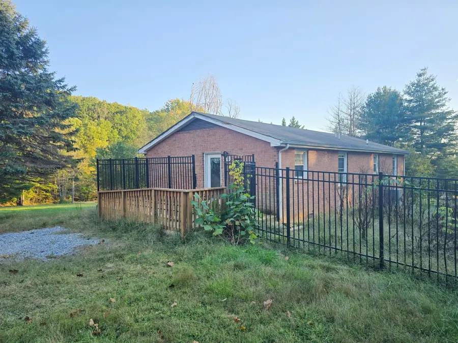 2211 Laymantown, Troutville, VA 24175 - #3