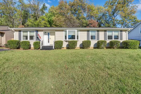 2629 Bluefield, Roanoke, VA 24015