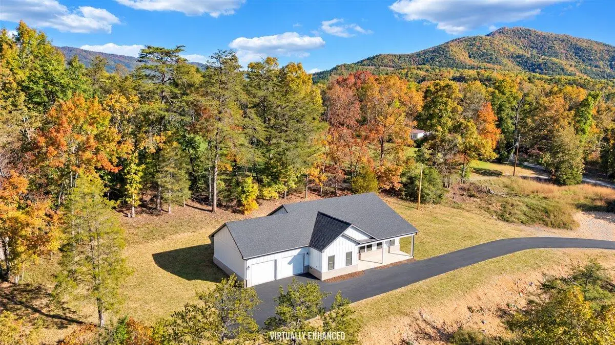 3840 Fox Hollow, Elliston, VA 24087 - #1